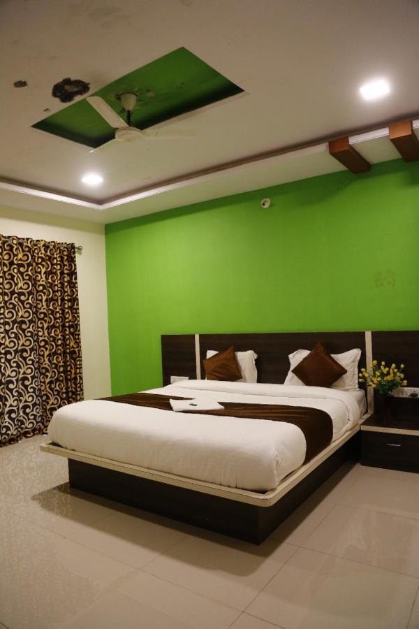 Hotel Shriyan Mahābaleshwar Buitenkant foto