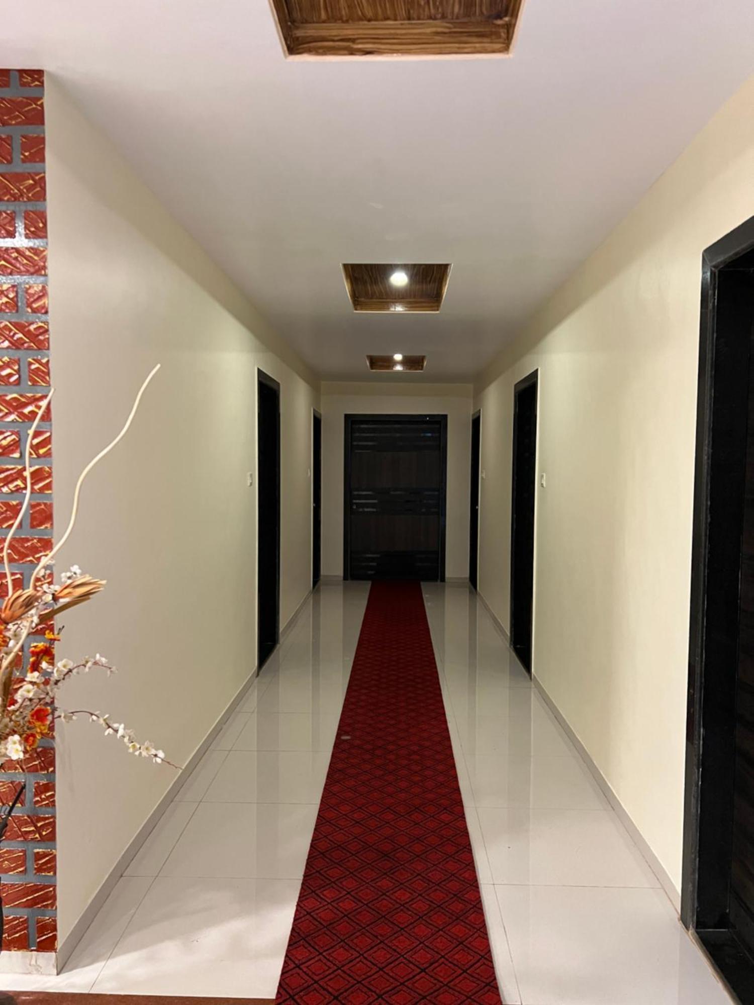 Hotel Shriyan Mahābaleshwar Buitenkant foto